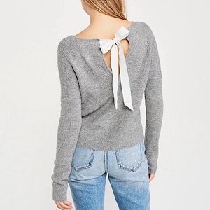 Abercrombie & Fitch bow back sweater Size S